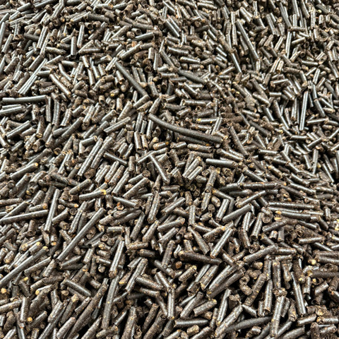 Cashew shell waste pellet