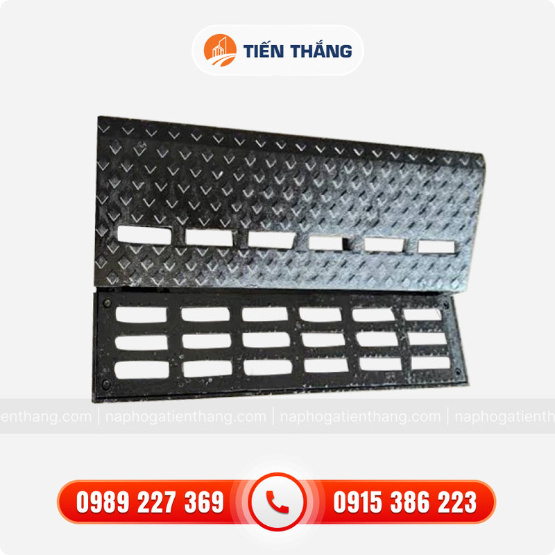 Cast iron kerb gully grate