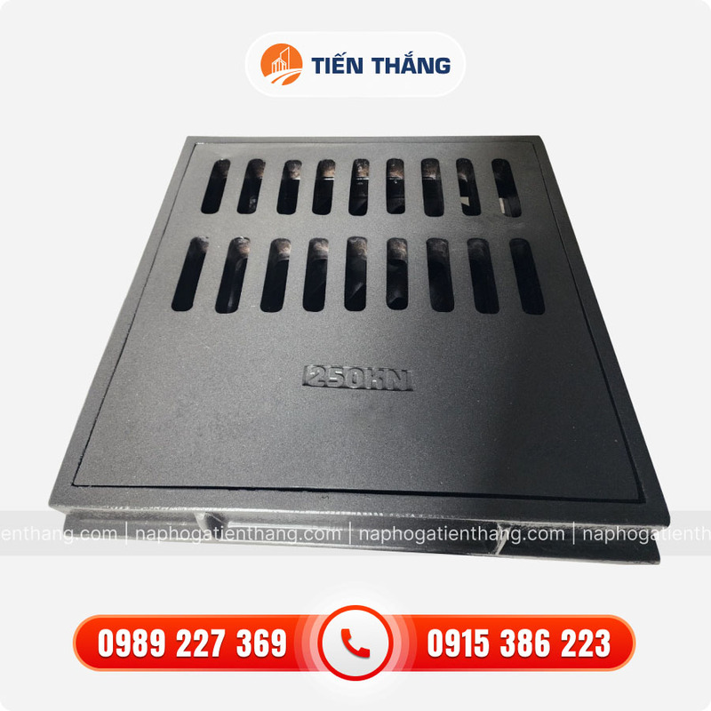 Composite combined inspection cover
