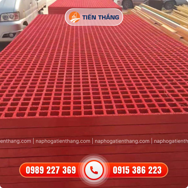 Red FRP floor panel