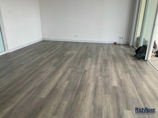 SPC click vinyl flooring
