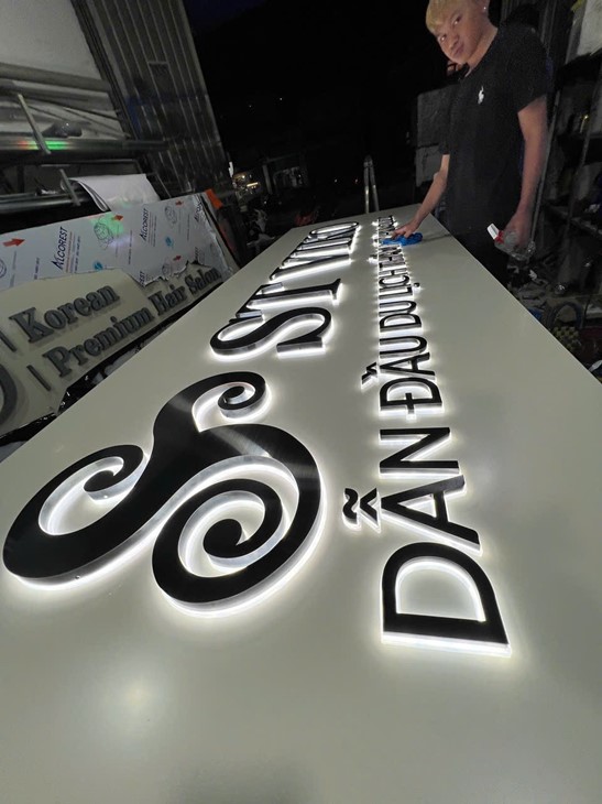 Raised logo