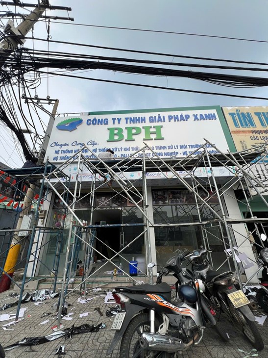 Storefront sign  construction