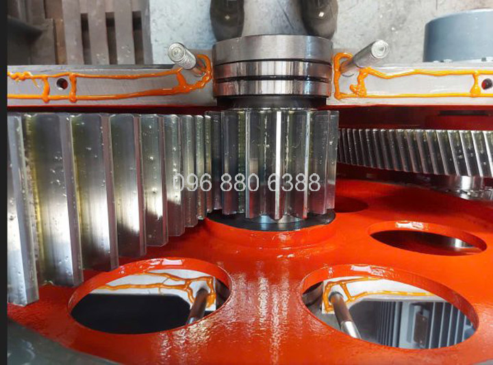 Gears – Spur gears – Helical gears