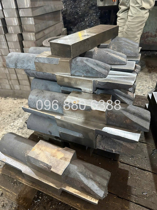 FCD500 ductile iron guide jaws