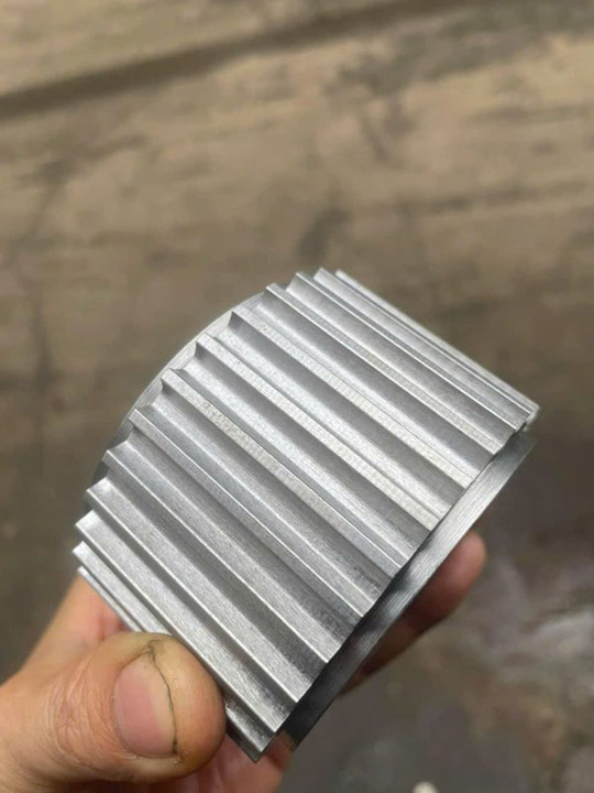 Spur gears - Helical gears