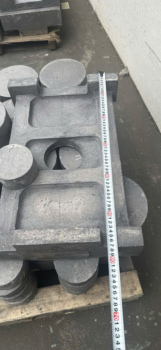 Ductile iron machine base