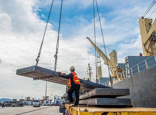 Steel wire ropes