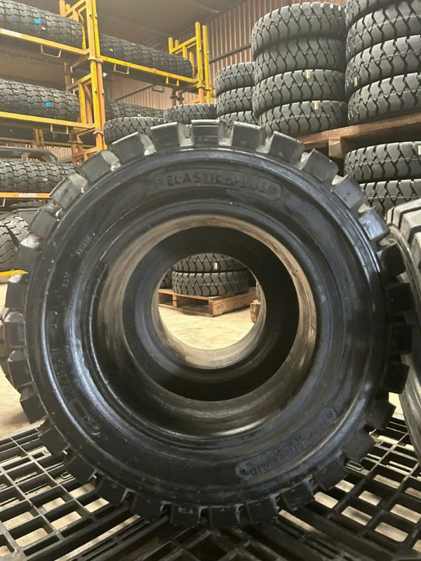 Masai forklift tire 28-8-15
