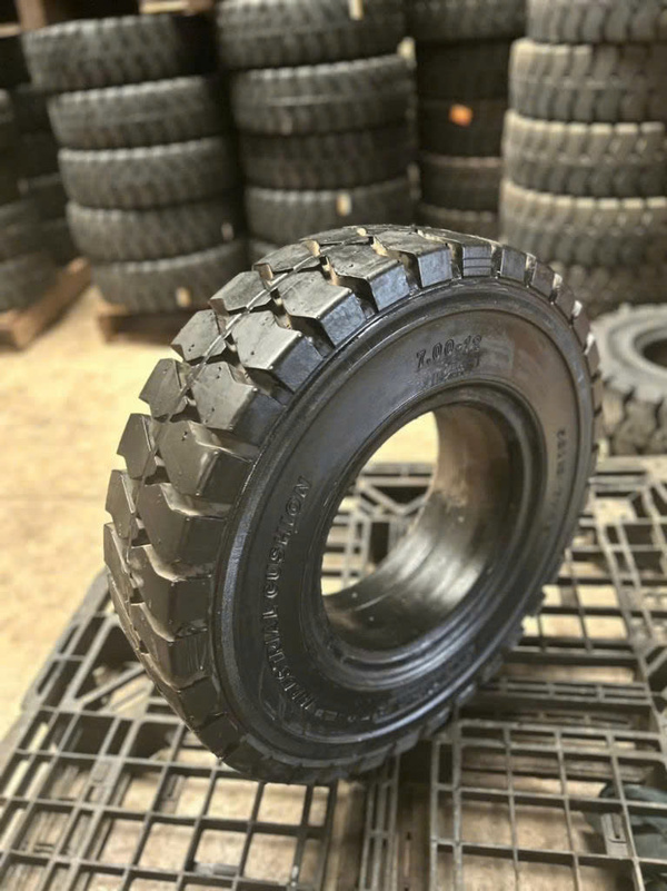 Masai forklift tire 700-12