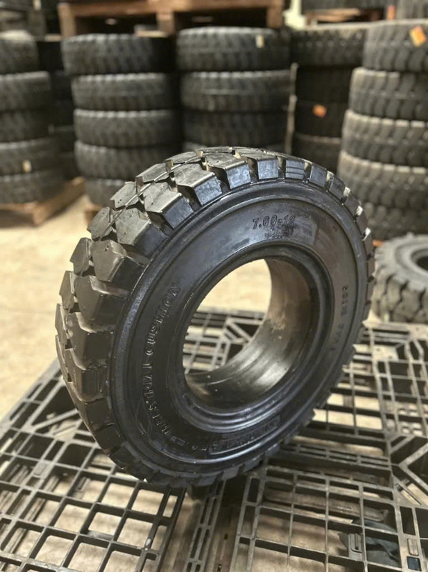 Masai forklift tire 700-12