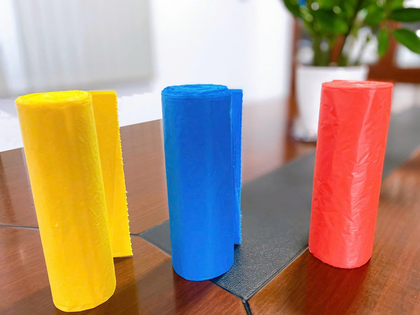 Plastic roll bags