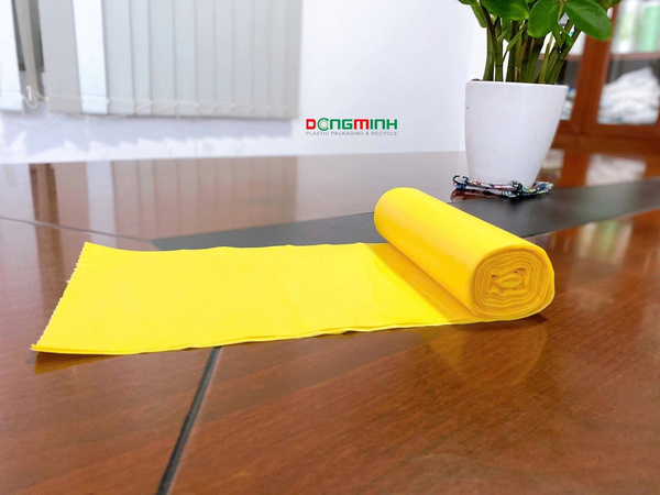 Plastic roll bags