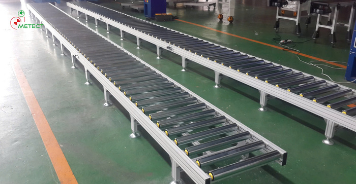 PHON TECH roller conveyor