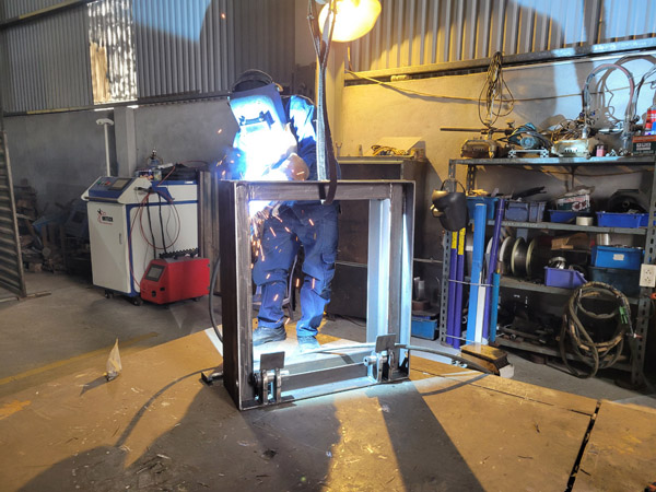 1-ton lift table
