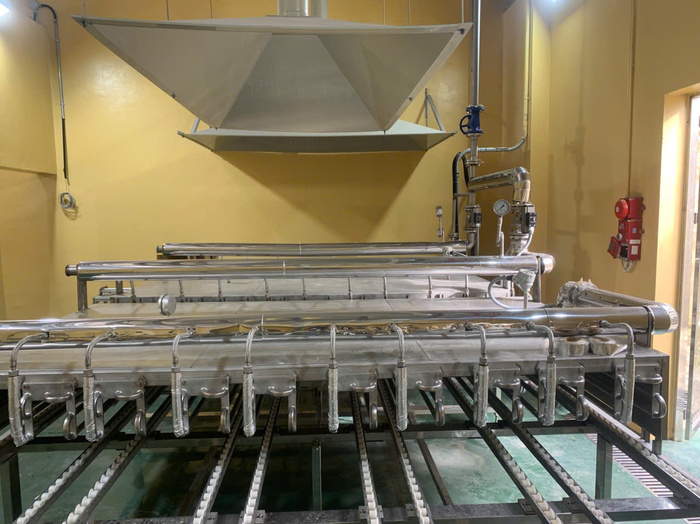 Liquid filling line