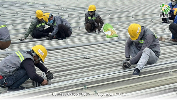 Industrial solar power system installation