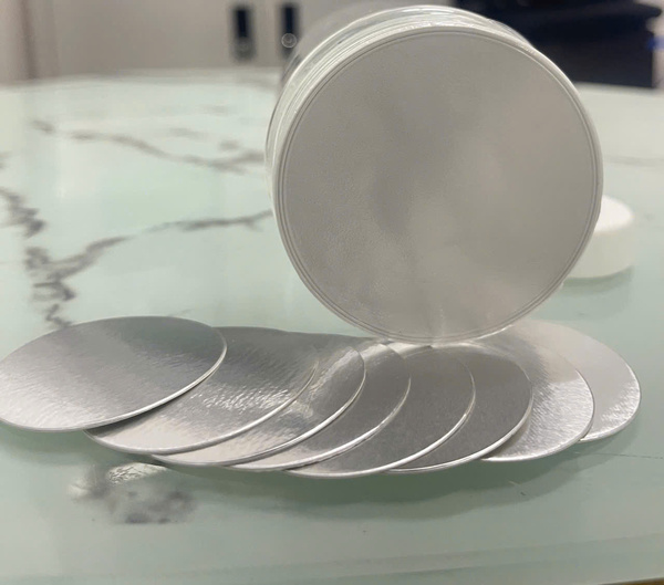 Cap seal liner