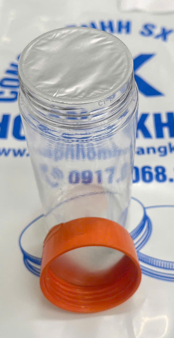 Cap seal liner