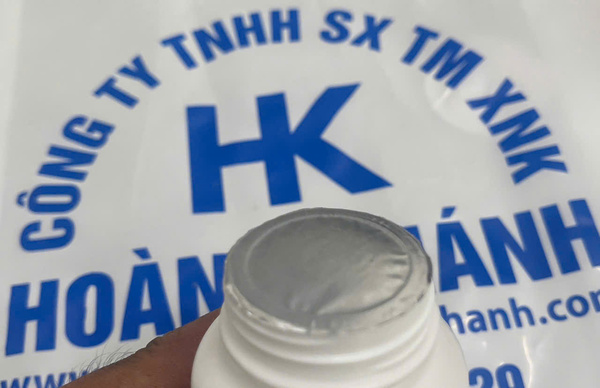 Cap seal liner