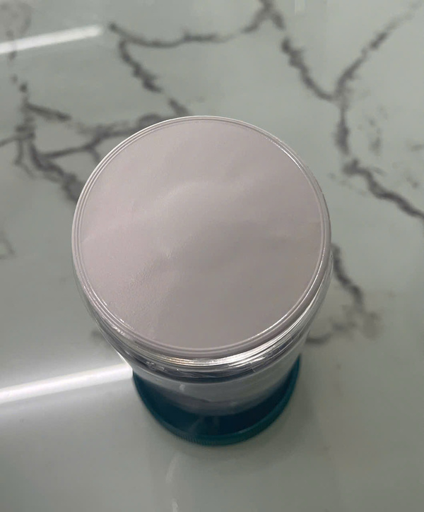 Cap seal liner