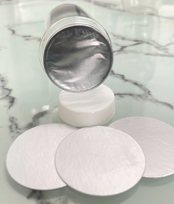Cap seal liner