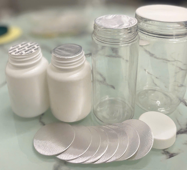 Cap seal liner