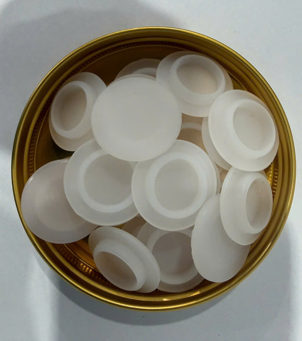 Cap liner