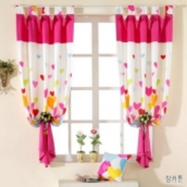 Drapes and curtains