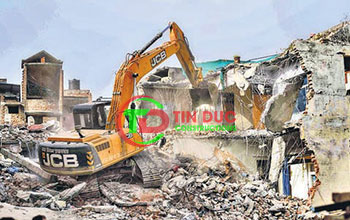 House demolition