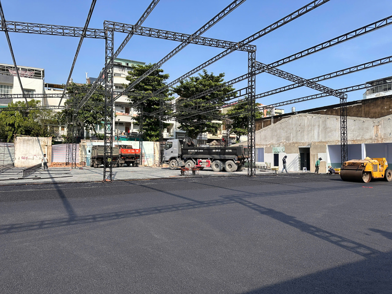Hot mix asphalt paving