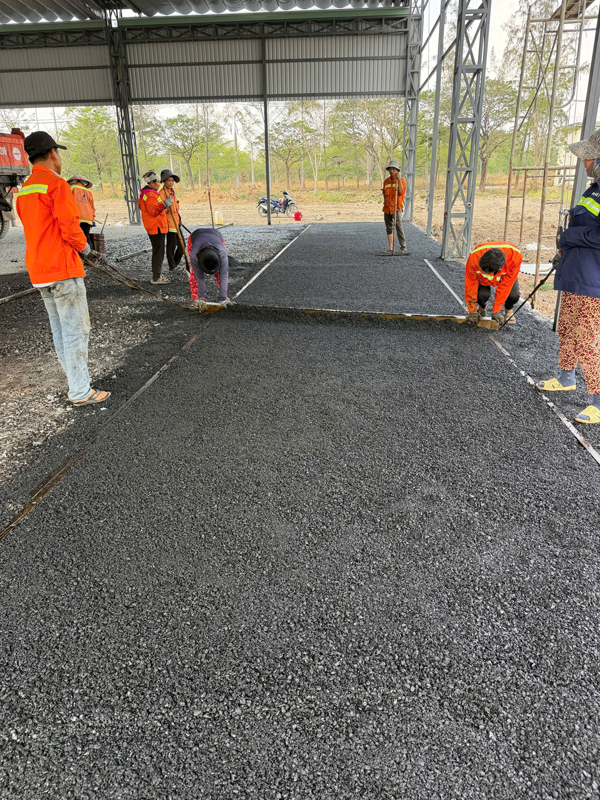 Hot mix asphalt paving