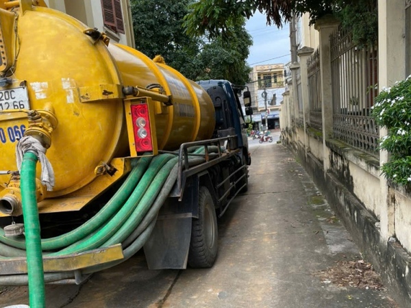 Septic tank cleaning services in Hue