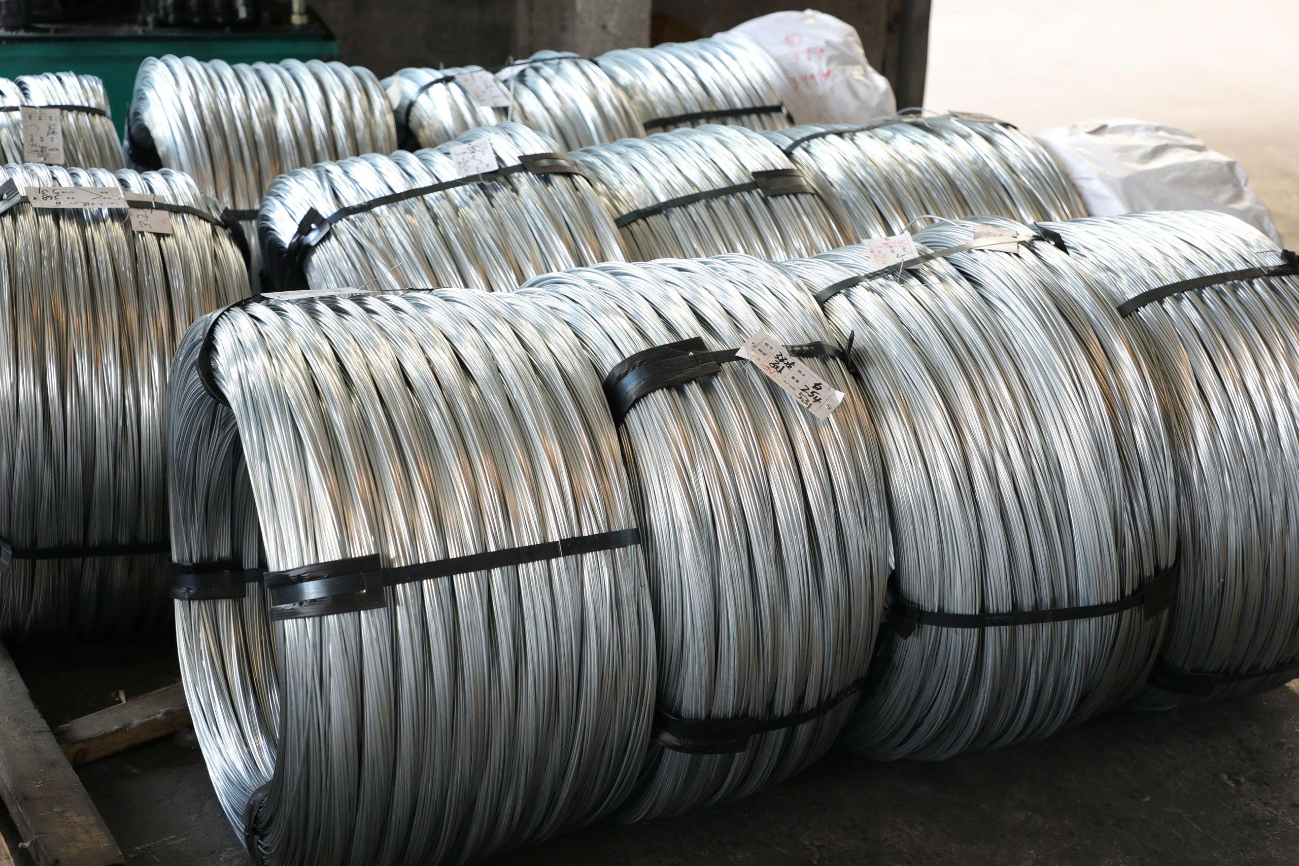Galvanized wire