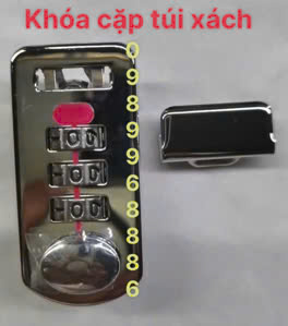 Bag clasps