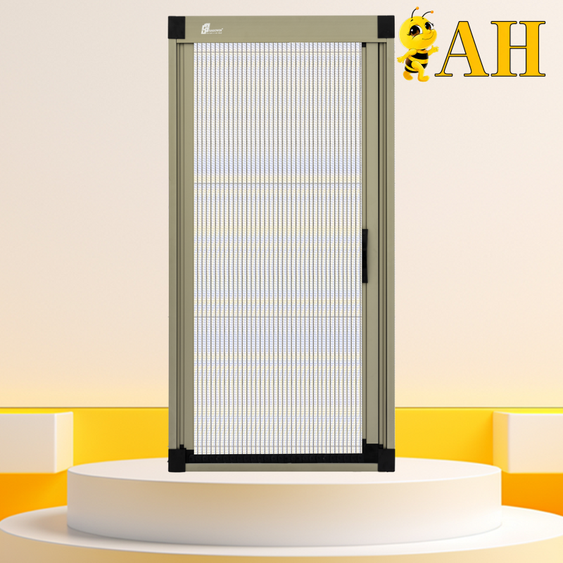 Chain rail door combined with honeycomb curtain