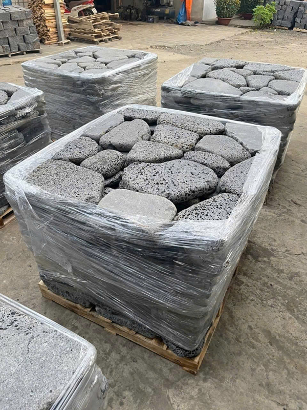Basalt stones