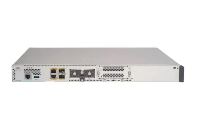Router Cisco 8200L