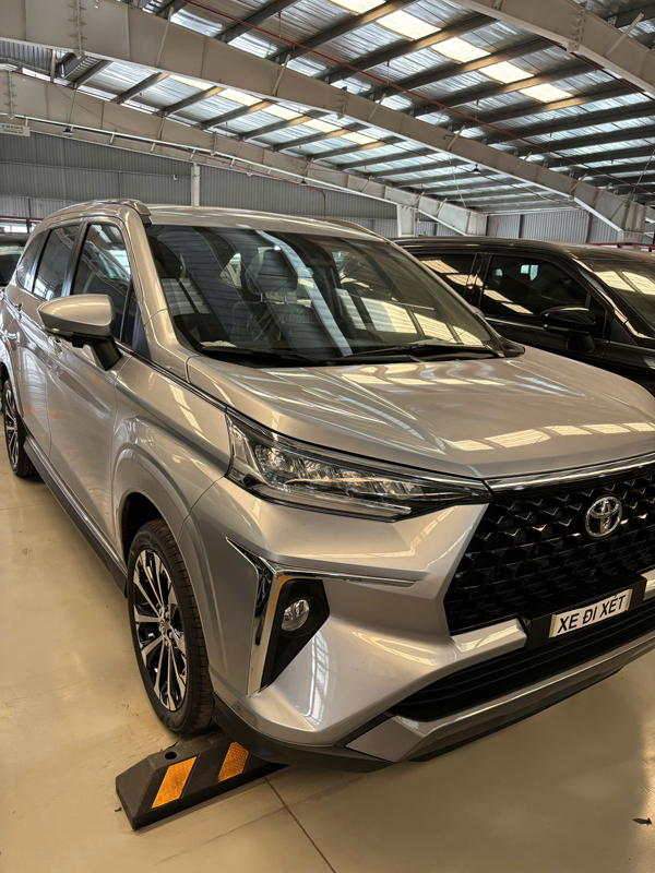 7-seater car rental