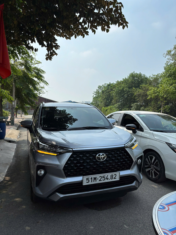 4-seater car rental