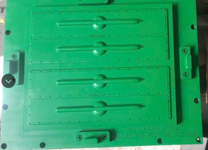 Pulp mold, pulp molding mold