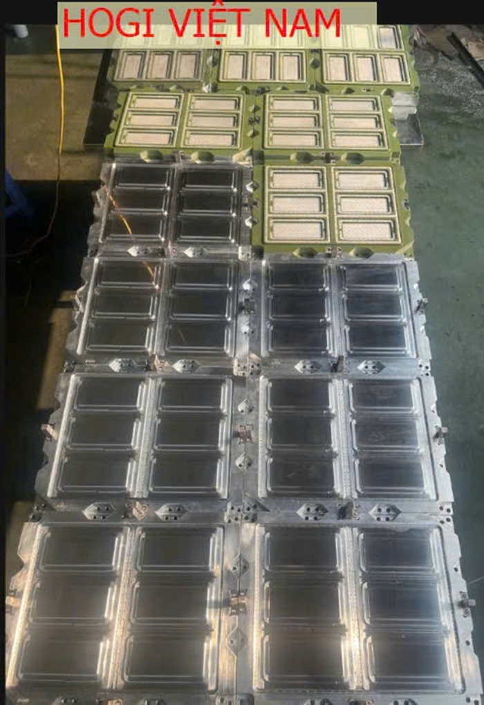 Pulp mold, pulp molding mold