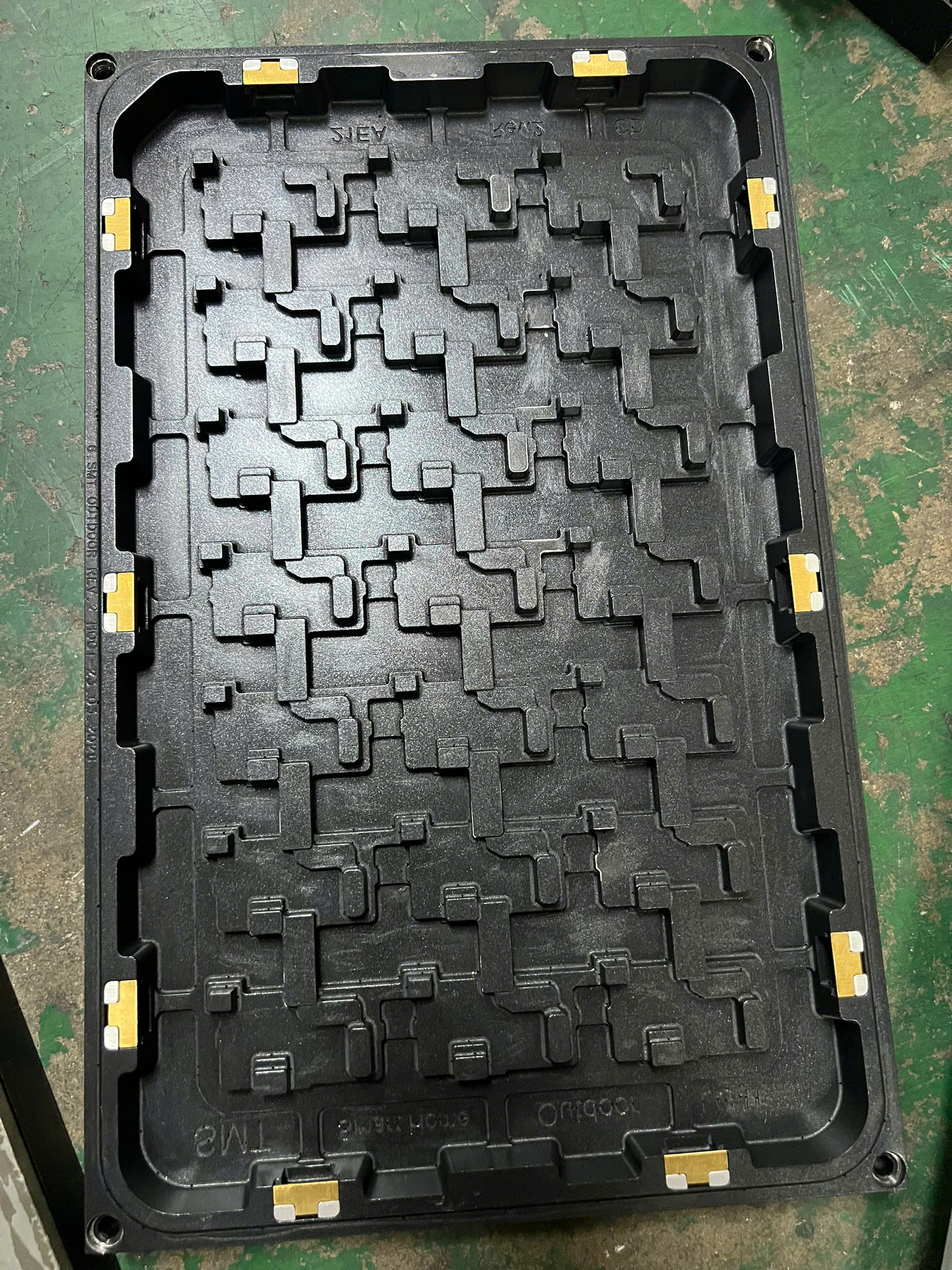 Vacuum formed plastic mold