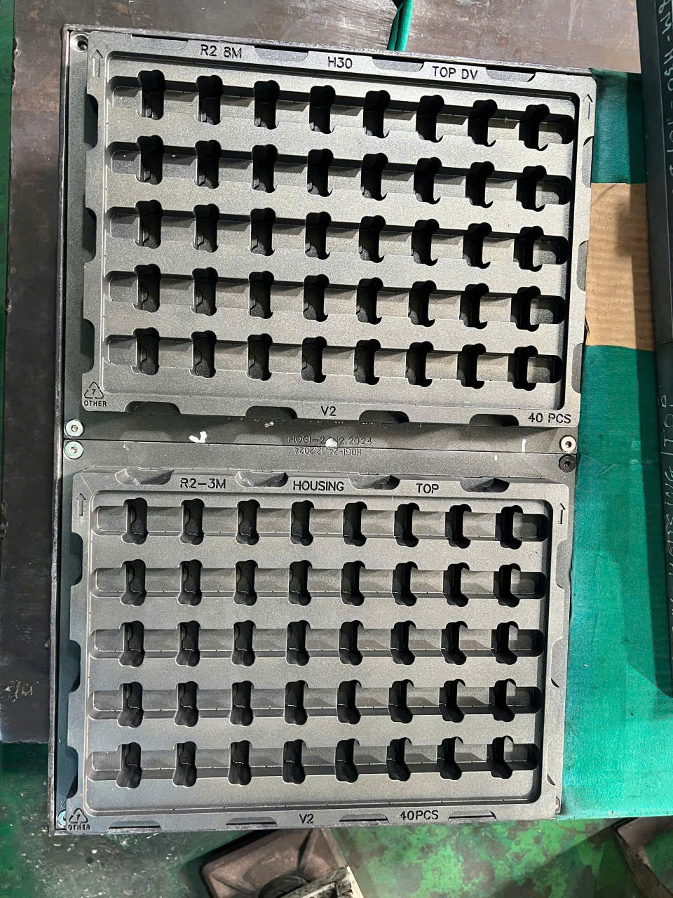Vacuum formed plastic mold